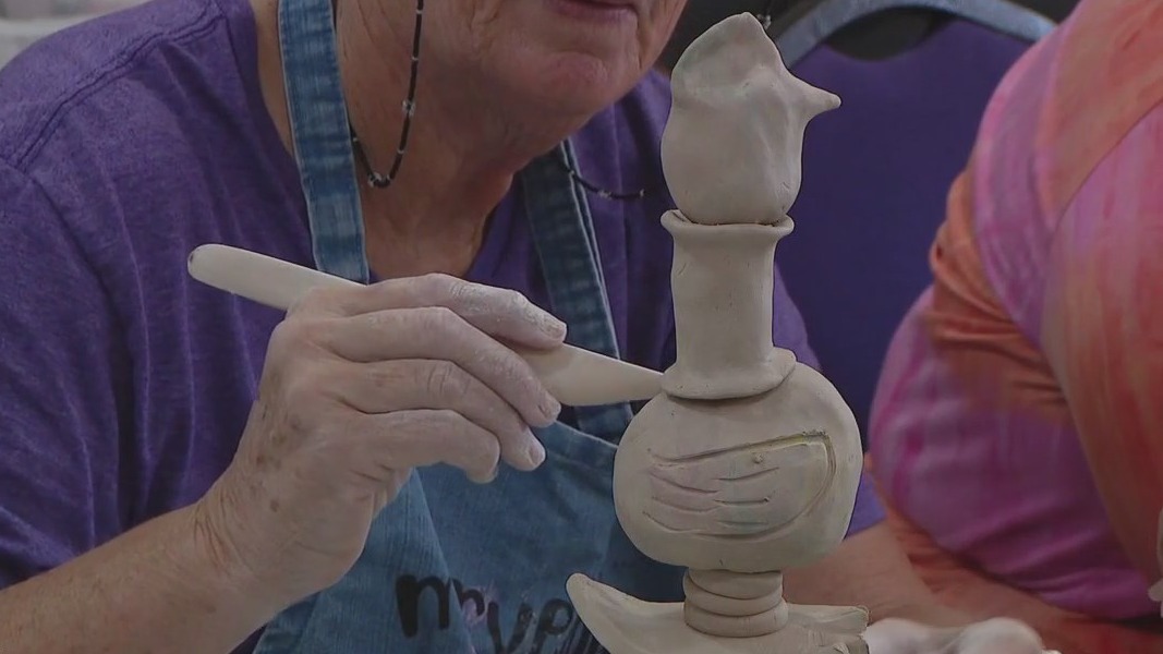 Lakeland pottery studio serves as a pottery school for adults