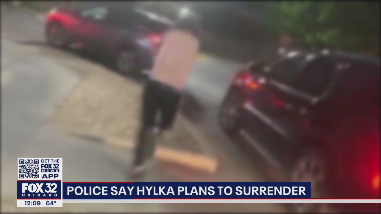 Former Joliet Catholic school teacher expected to turn himself in on child grooming charges