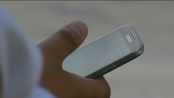 Push & pull of social media