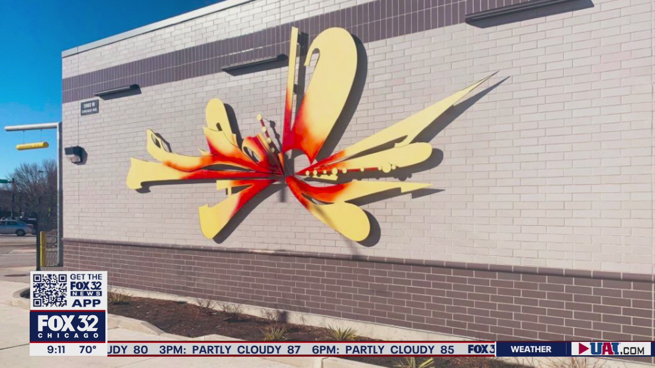 CTA debuts new art at Austin bus stop