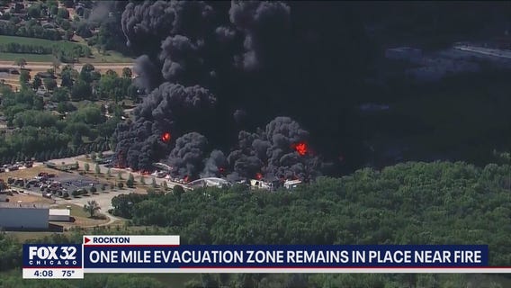 1 mile evacuation zone remains in place near Rockton fire