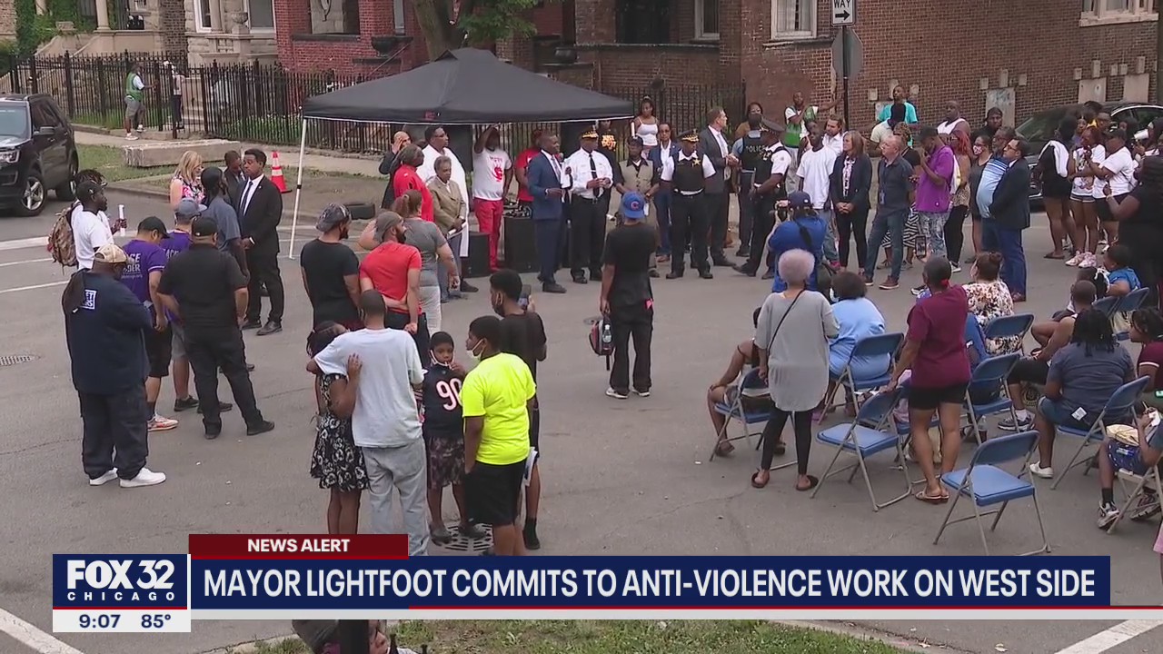 Lightfoot commits to anti-violence work on West Side