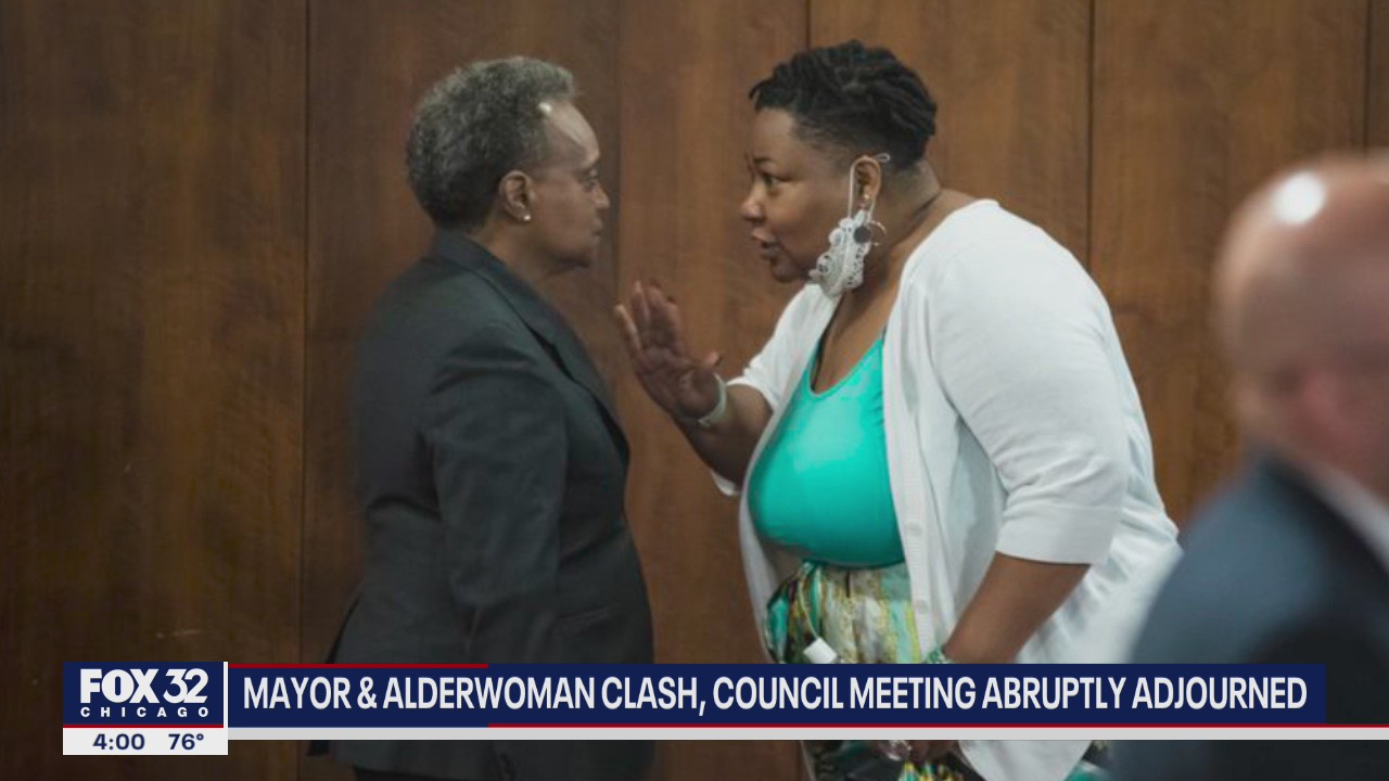 Chicago mayor and alderwoman clash, City Council meeting abruptly ends