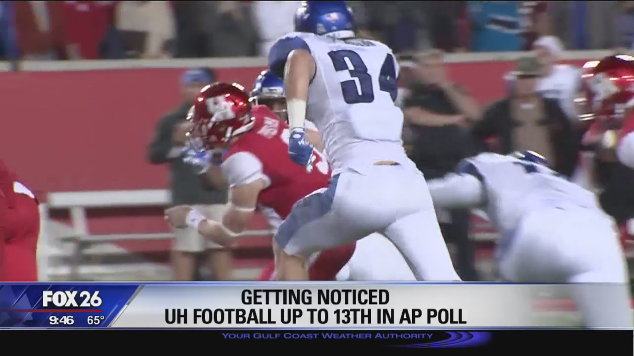 UH football moves up to 13th in the AP poll