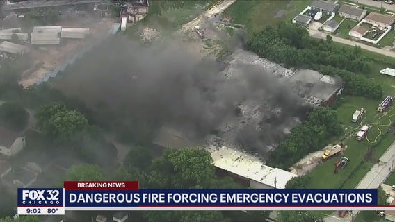 Industrial fire forces residents to evacuate in Morris