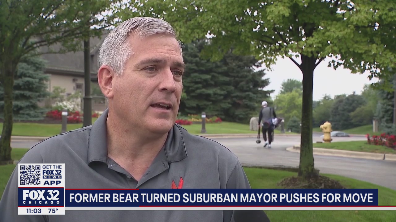 Former Chicago Bear turned mayor pushes for team to move to suburbs