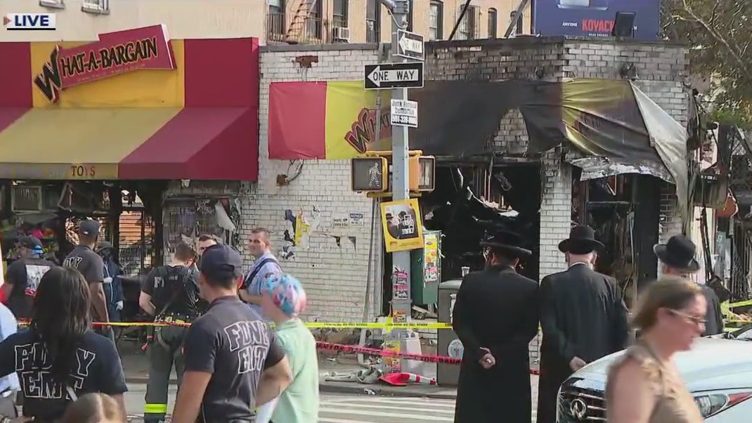 Brooklyn fire destroys businesses, injures firefighters | FOX 5 New York
