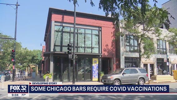 Some Chicago bars, restaurants requiring proof of vaccination
