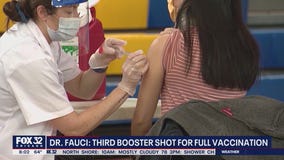 Pop-up vaccine clinics in Chicago target areas with low vaccination rates