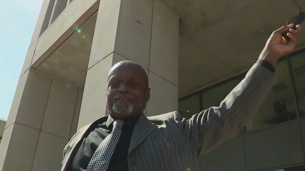 Man exonerated for 1975 rape conviction