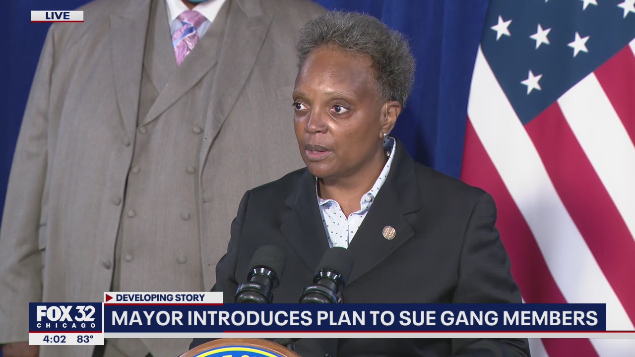 Lightfoot introduces plan to sue gang members