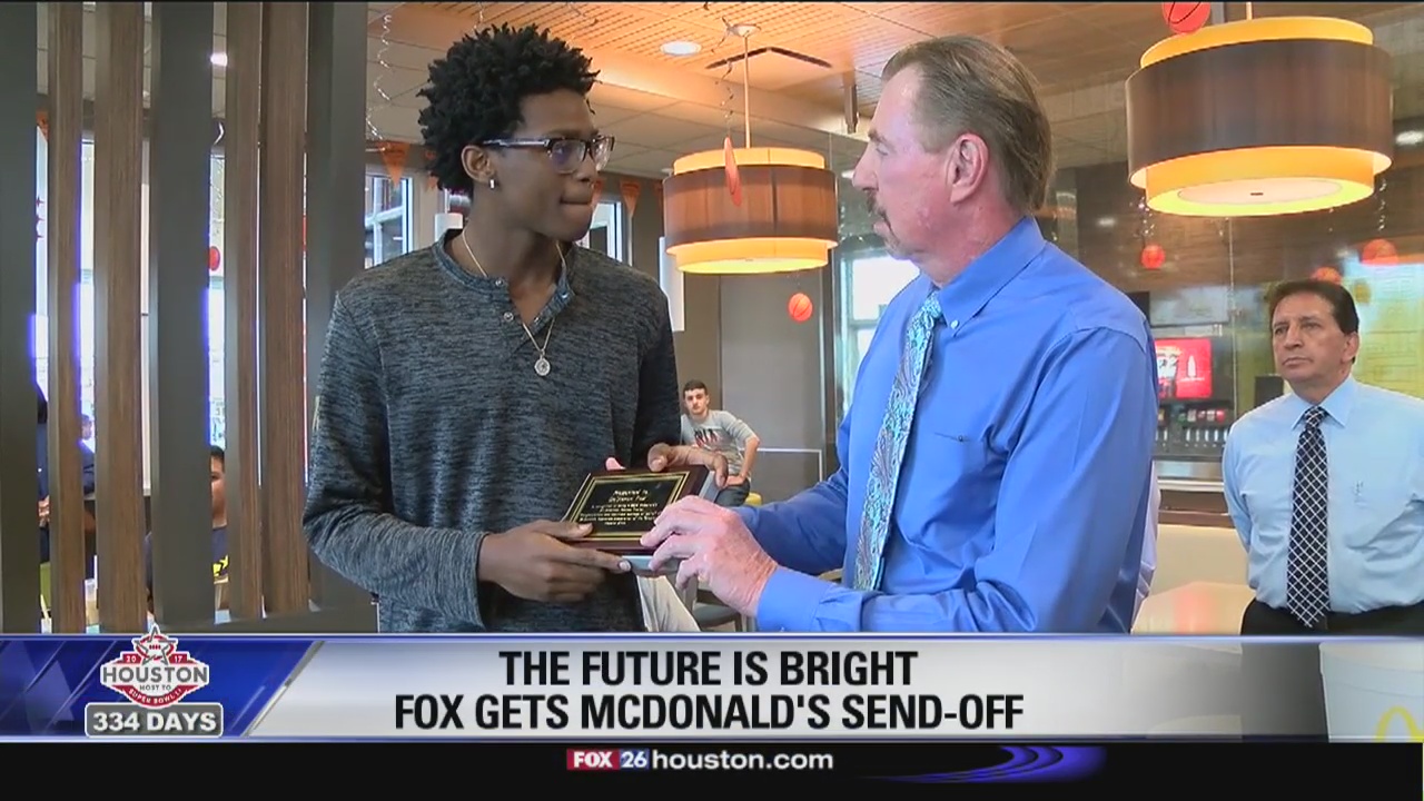 De'Aaron Fox gets McDonald's All-American send-off