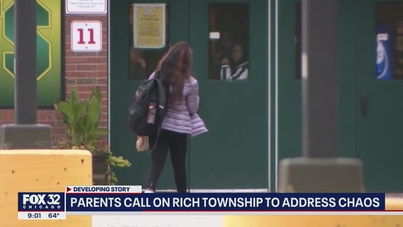Suburban Chicago teachers, parents describe a school in chaos
