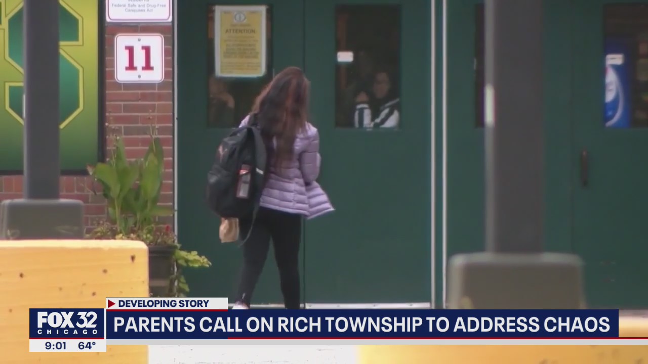 Suburban Chicago teachers, parents describe a school in chaos