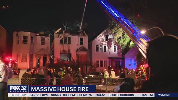 Massive house fires displaces residents in Fuller Park