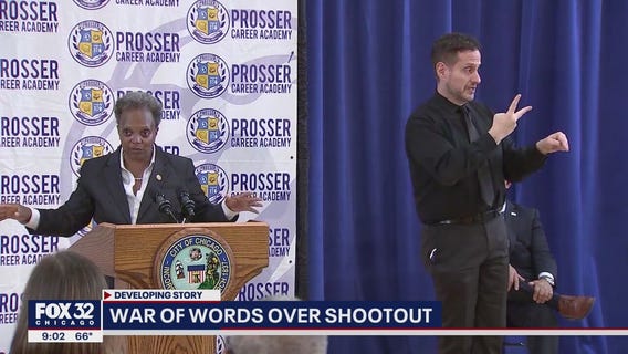 Lightfoot, Foxx exchange unpleasantries over Chicago gang shooting