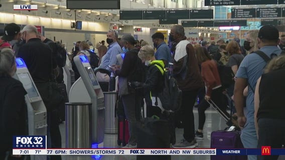 Southwest cancels nearly 2,000 flights over the weekend, causing nationwide travel delays