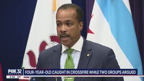 Child caught in Chicago crossfire while 2 groups argued