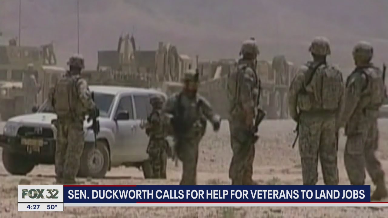 Duckworth calls on the Pentagon to help veterans land jobs