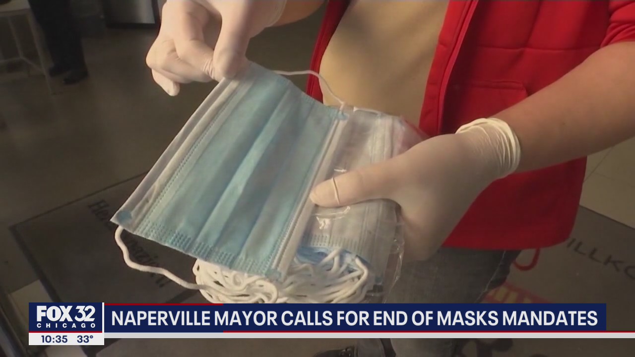 Naperville mayor calls for end to mask mandate