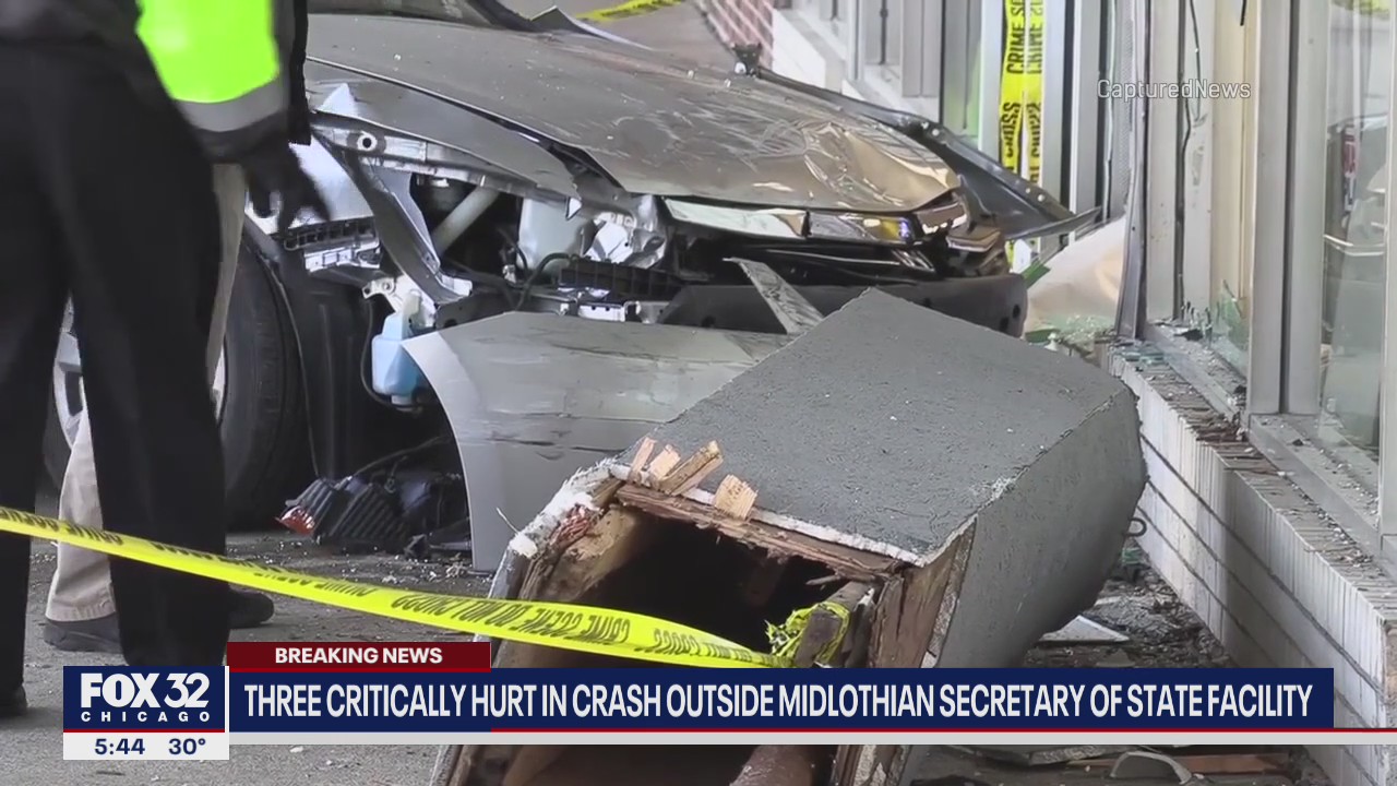3 critically hurt in crash outside Midlothian Secretary of State facility