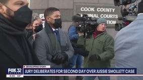 Jussie Smollett trial: Jury deliberates for second day
