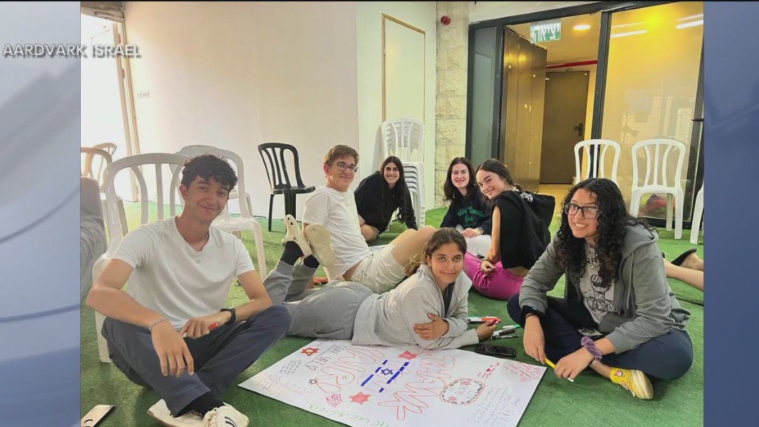 American students from NYC area in Israel