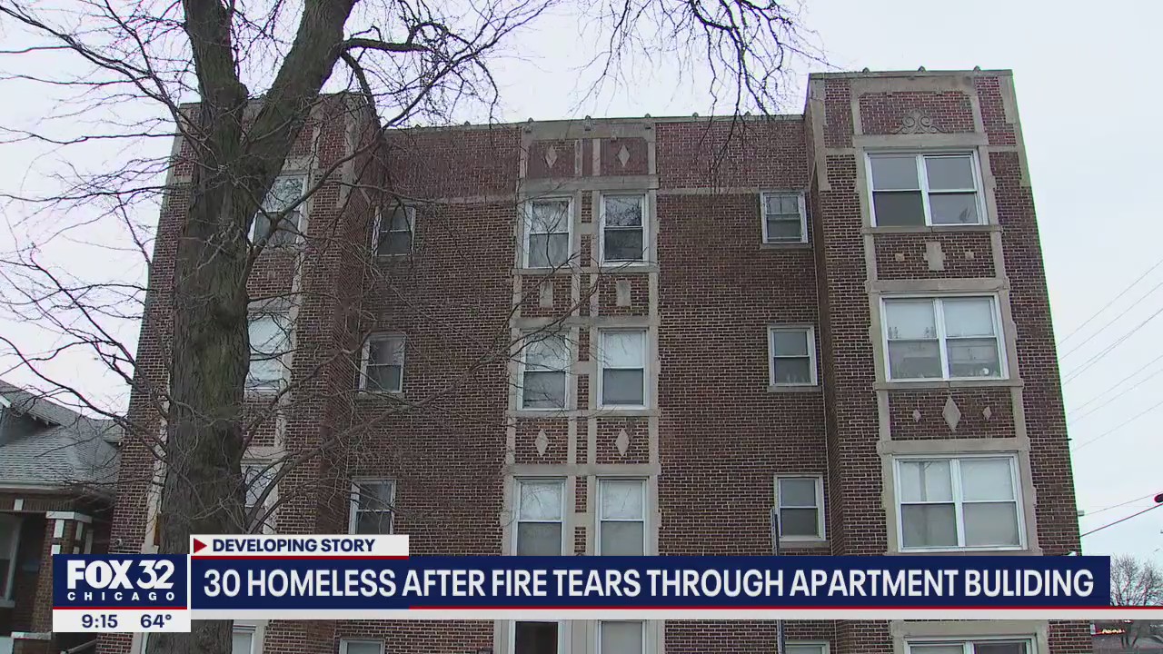 30 homeless after fire tears through Cicero apartment building