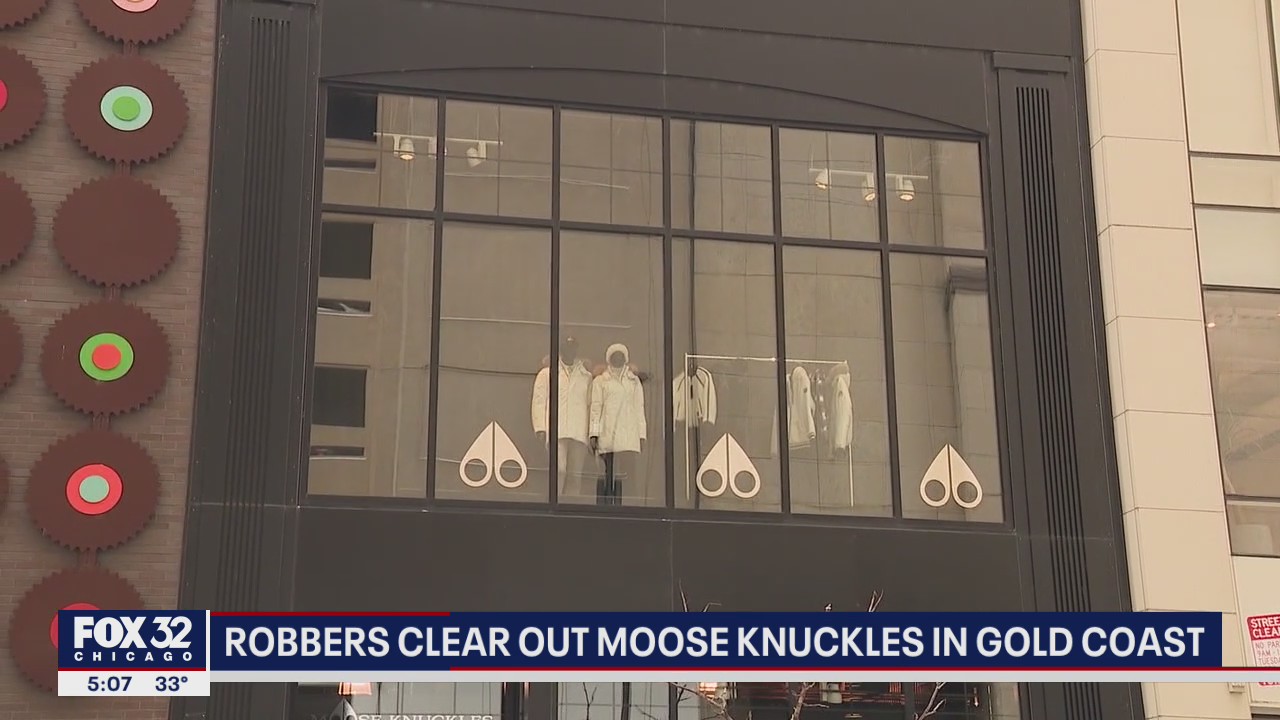 Robbers clear out Moose Knuckles in Gold Coast