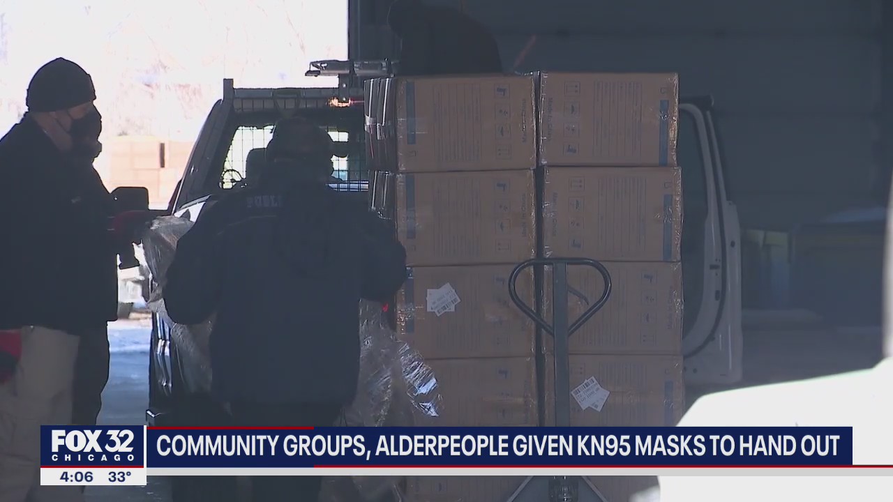 Community groups, aldermen given KN95 masks to handout to Chicago residents