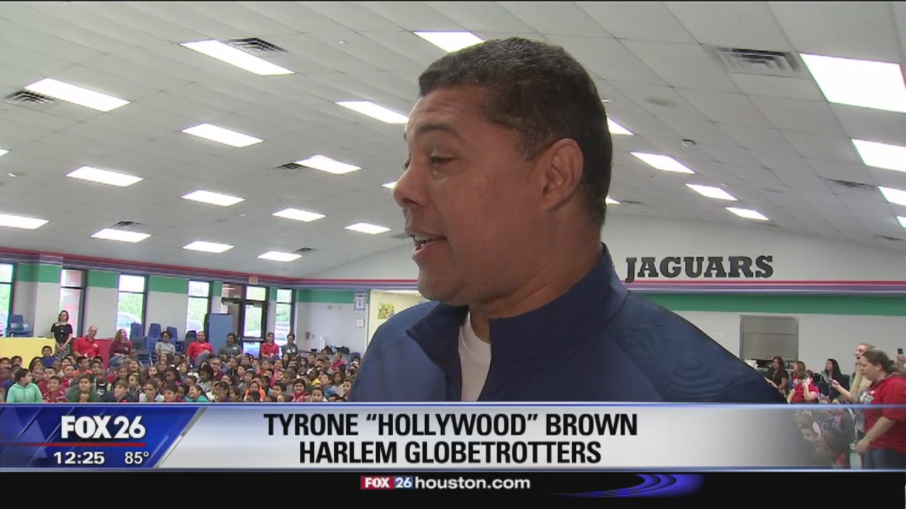 Harlem Globetrotters join Drive For Responsibility in Houston