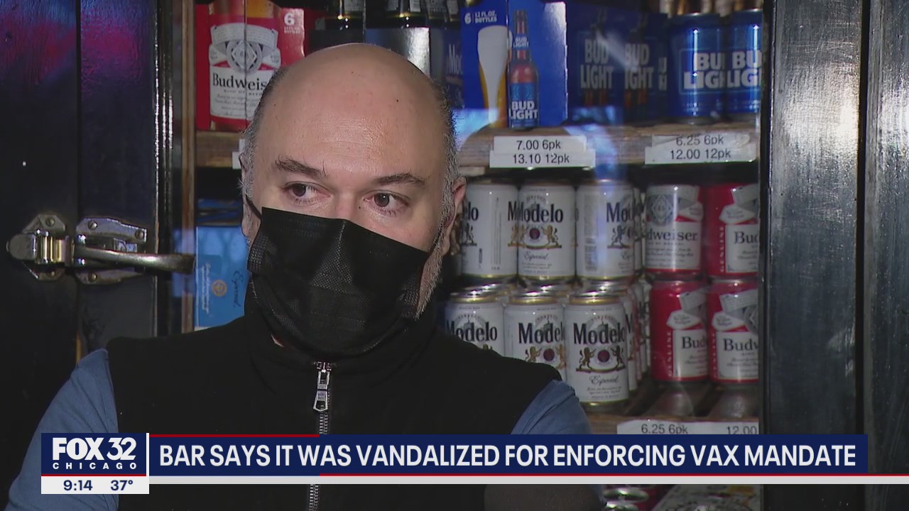Pilsen bar says it was vandalized for enforcing Lightfoot's vaccine mandate