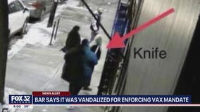 Chicago bar says it was vandalized for enforcing city's vaccine mandate