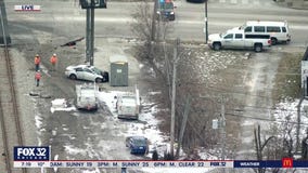 Metra train strikes vehicle on South Side