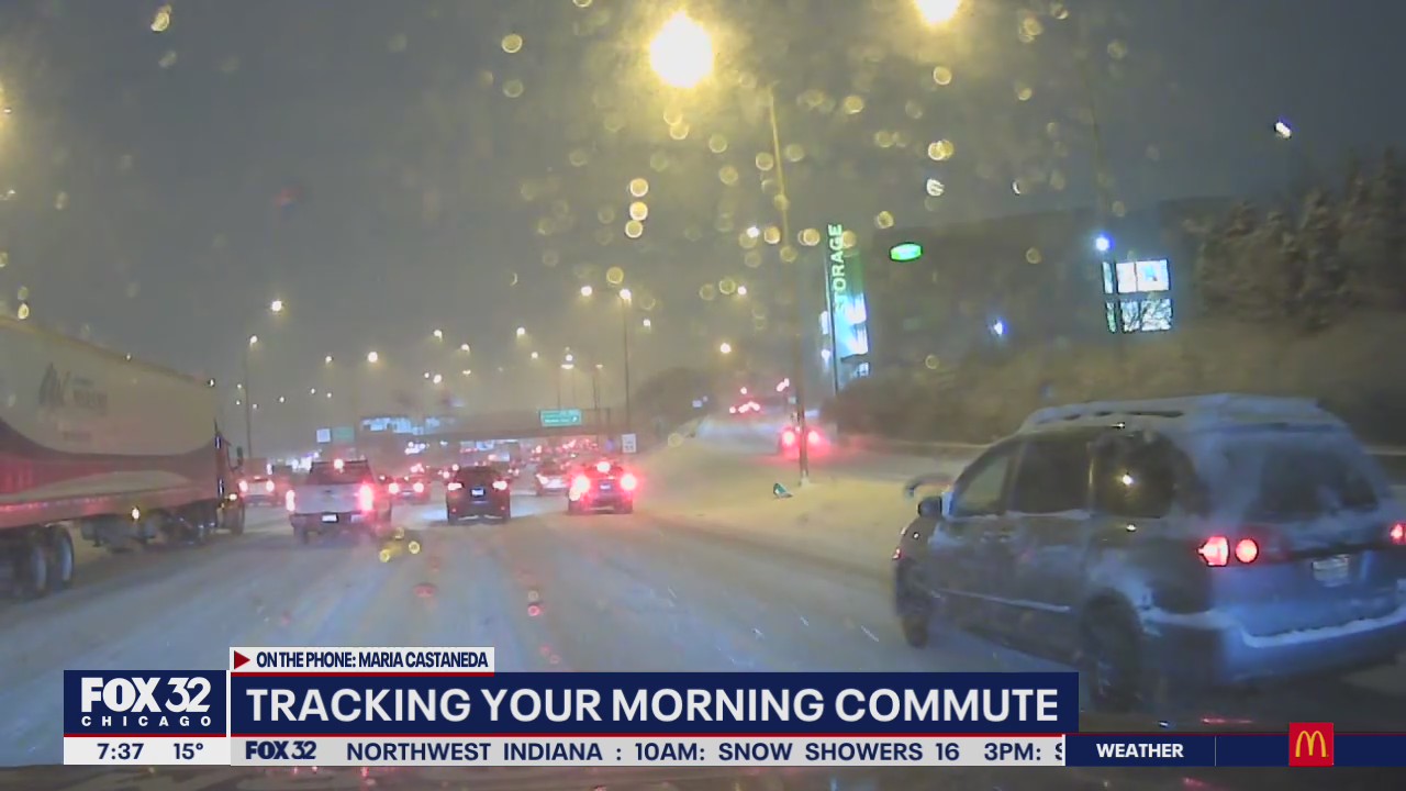 Rush hour snowfall slows down traffic on Illinois roads