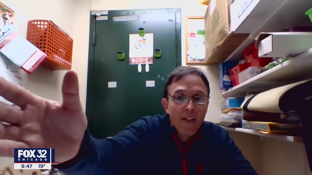 Chicago area restaurant owners ask for government funds to save their businesses