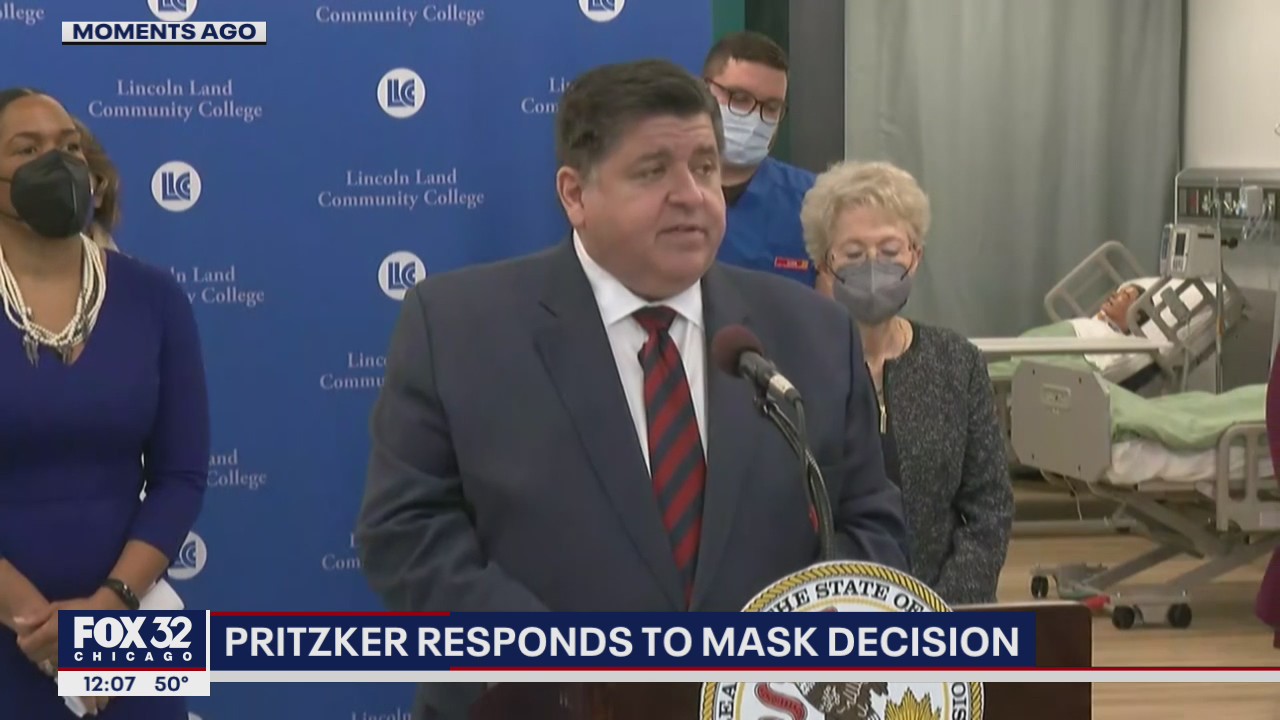 Gov. Pritzker says executive order requiring masks in schools is 'still in place'
