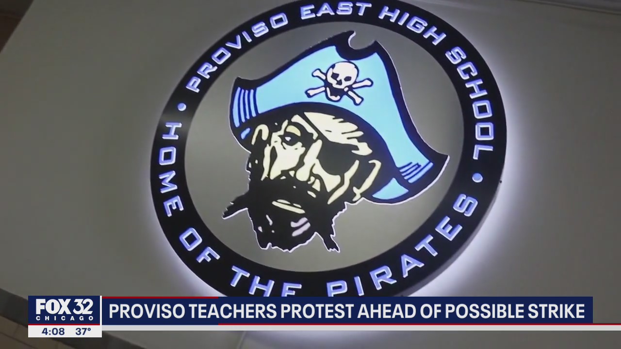 Proviso teachers protest ahead of possible strike Friday