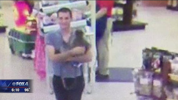 Customer bitten by a monkey brought into a Buc-ee's store by another customer