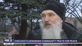 Chicago's Ukrainian community prays for peace amid rising tensions with Russia