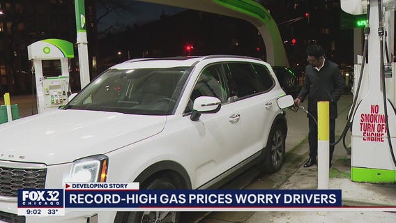 Record-high gas prices worrying Chicago area drivers