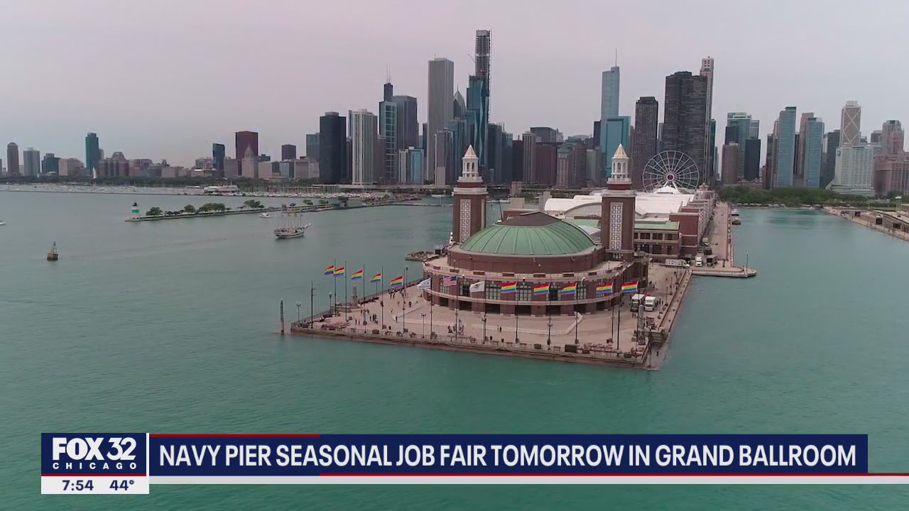 Navy Pier to fill hundreds of positions during Tuesday's seasonal job fair