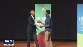 Former President Obama meets with Hyde Park students