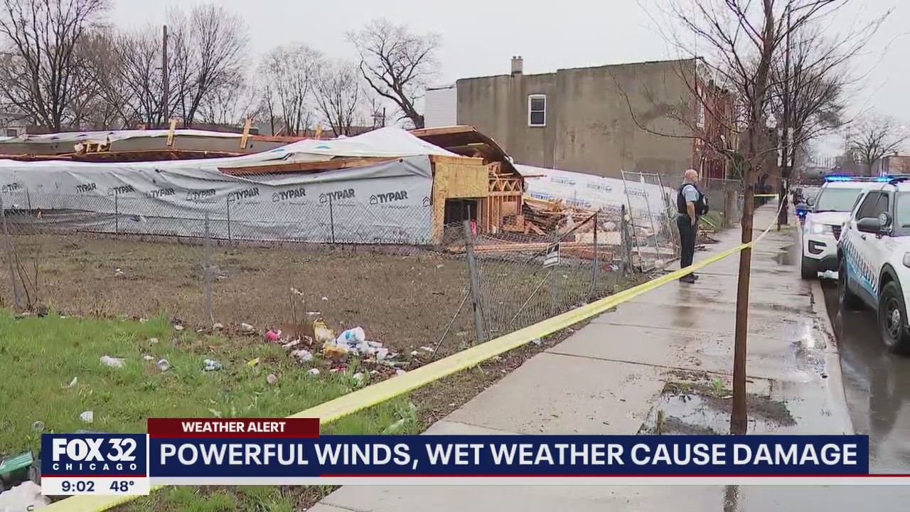 Powerful winds cause house to collapse on Chicago's West Side
