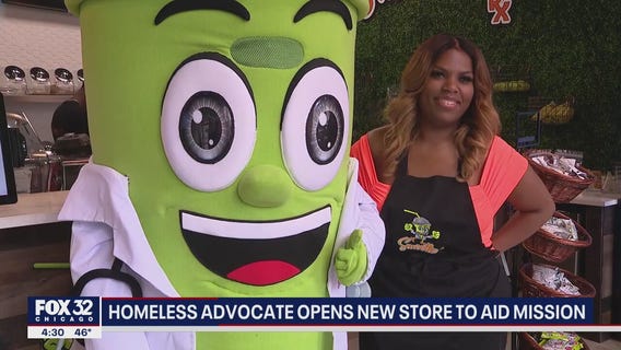 Homeless advocate opens South Loop smoothie cafe to aid mission