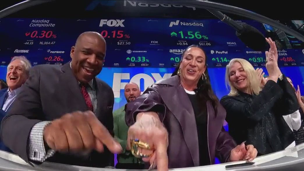 Curt Menefee at Nasdaq