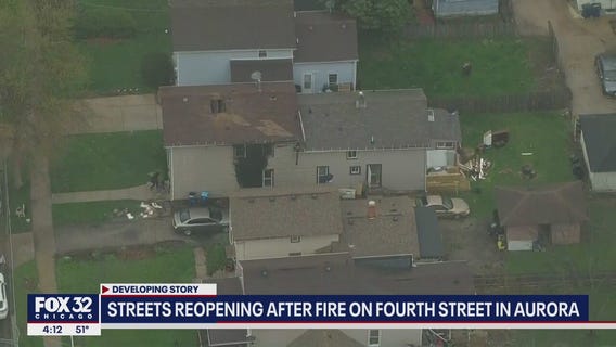 Streets reopening after Aurora house fire