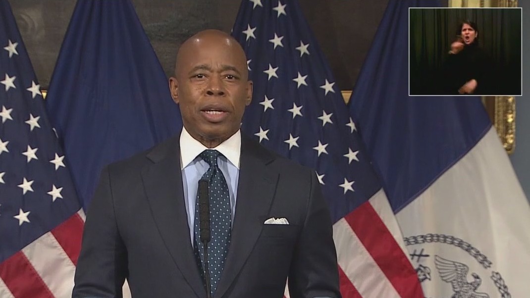 Report: Feds investigating Mayor Adams