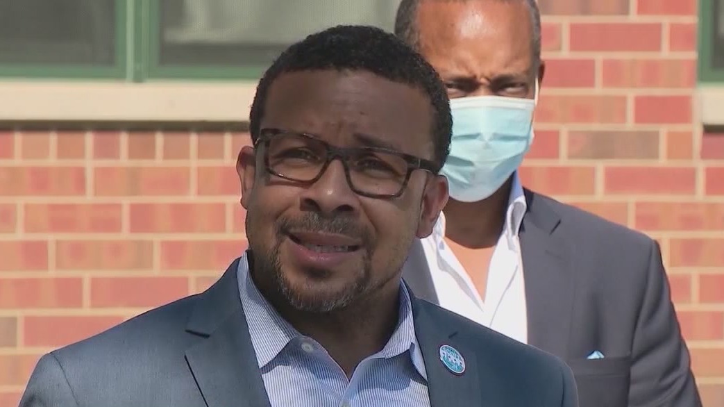 Ald. Michael Scott Jr. abruptly announces resignation