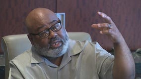 Families sue after loved ones died in Rogers Park senior highrise